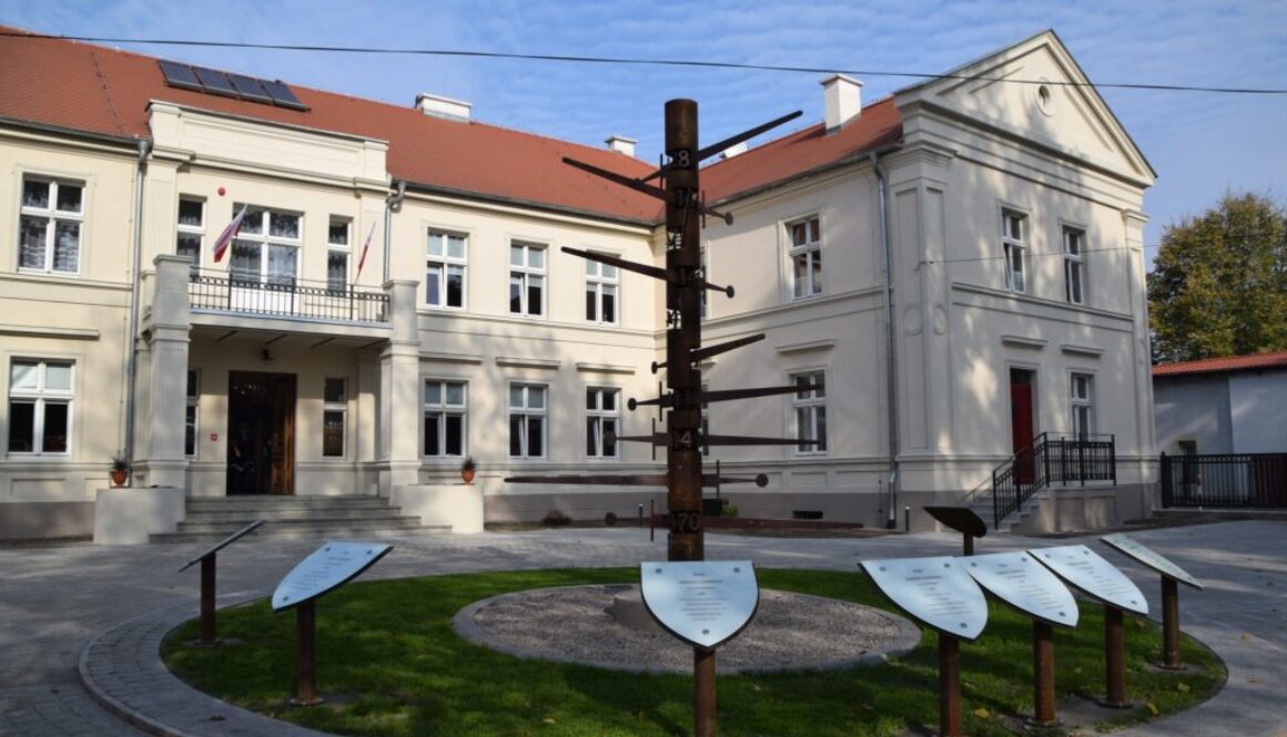 Zrewitalizowana Szkoła Podstawowa w Warszewicach
