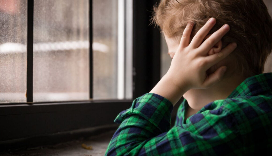 Jak pomagać dziecku z traumą? Fundacja “Daj Szansę” organizuje konferencję