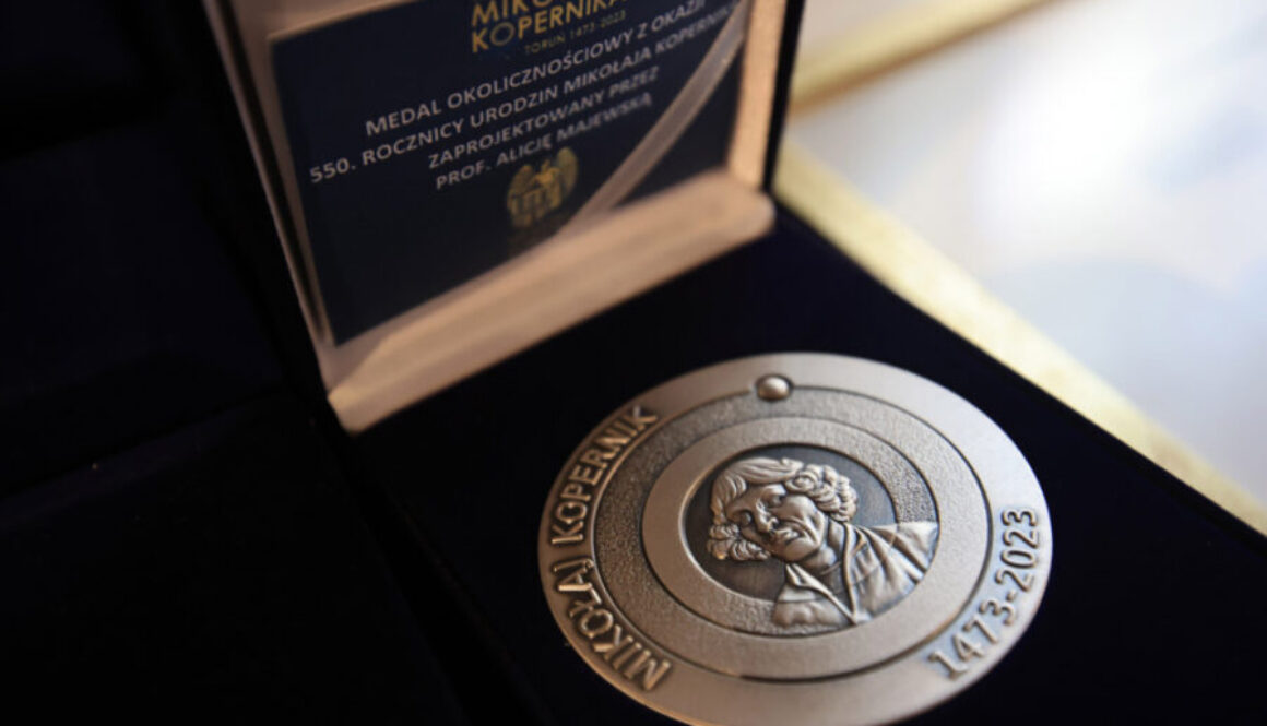 Krzewiciele tradycji kopernikańskiej otrzymali medale