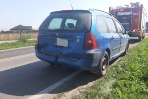 Wypadek z udziałem trzech osobówek w Łubiance